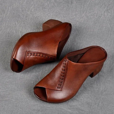 "STABLE FARMS" MID-HEEL SANDALS