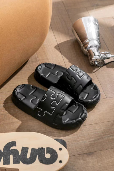 "PUZZLED" MENS FLIP FLOP SLIPPPERS