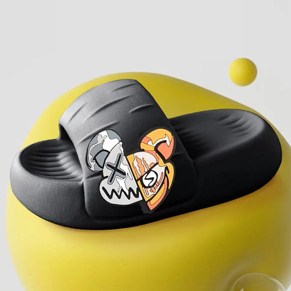 "TRILF" 2 FACE BEAR SLIPPERS