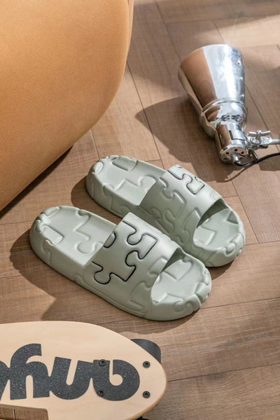 "PUZZLED" MENS FLIP FLOP SLIPPPERS